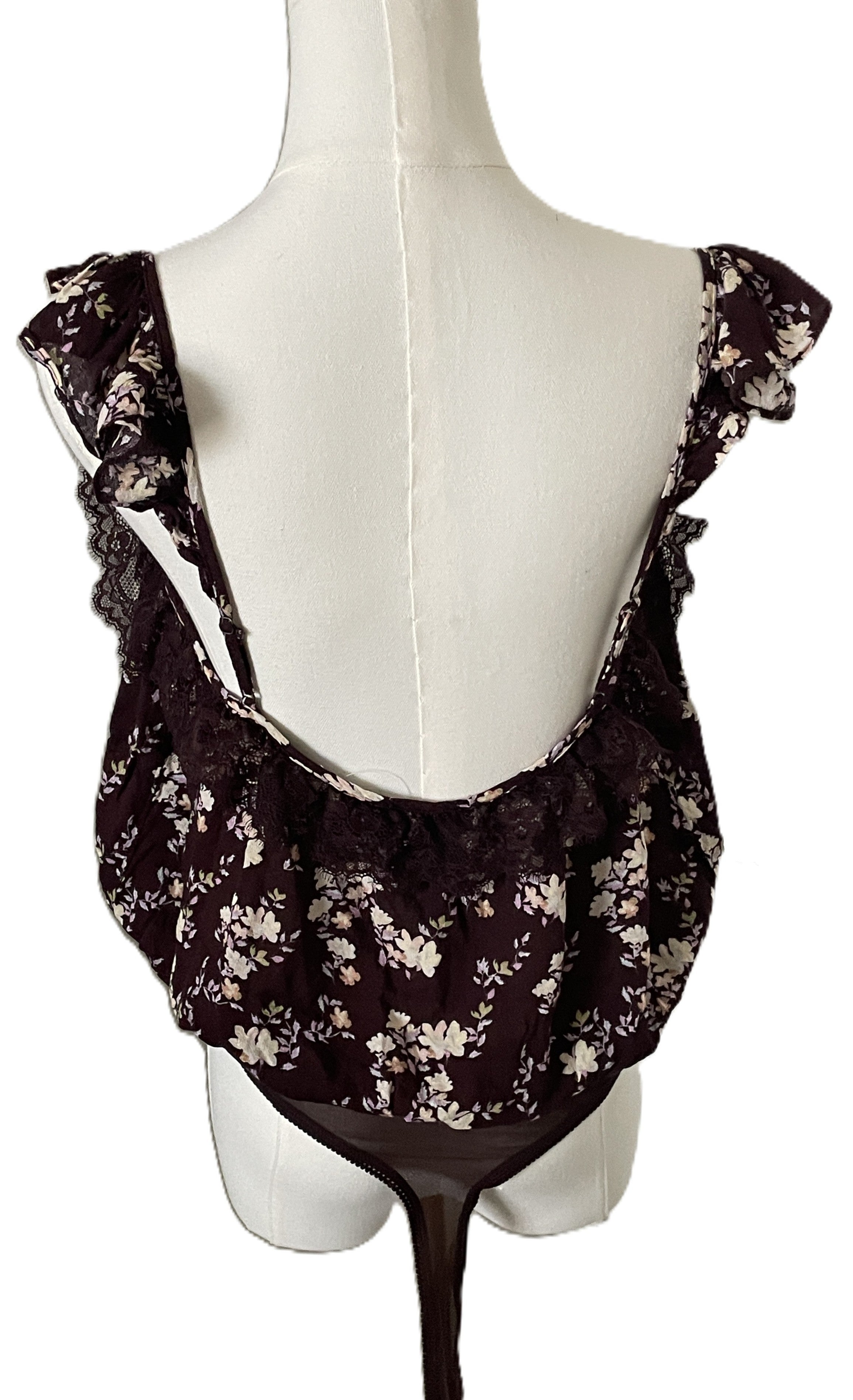 Intimately free people ruffle Lace body suit 