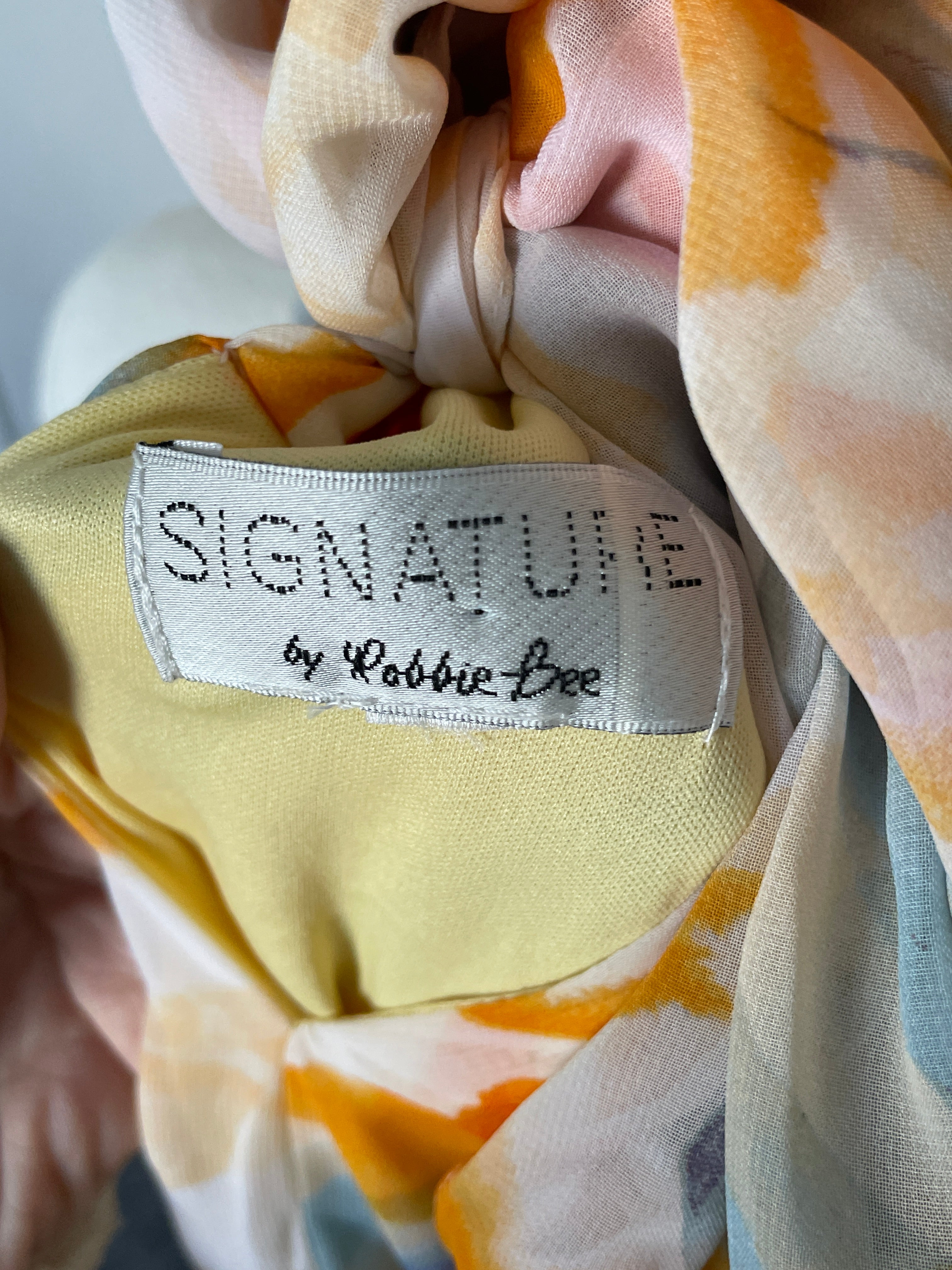 Signature by Robbie Abstract dress 